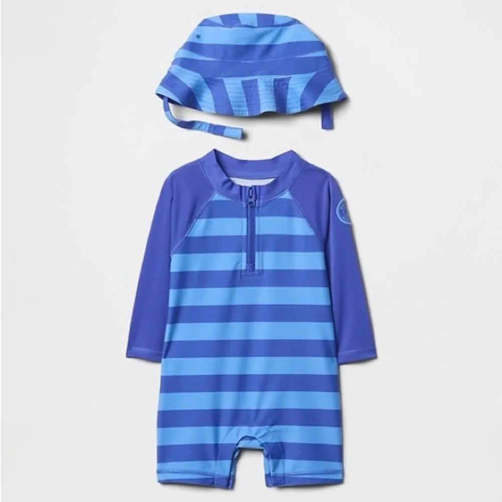 Gap Baby Rash Guard & Reversible Hat Swim Set 18-24 Months